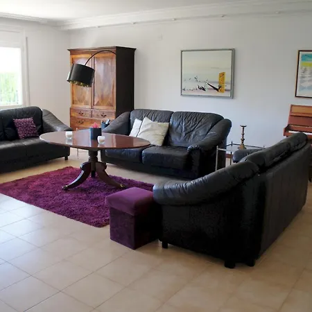 Mario 8 Con Piscina Privada Aa Y Wi-fi. Holiday home Vinaros